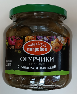 Консервы овощные «Огурчики Валдайские» стерилизованные соленые с медом и клюквой